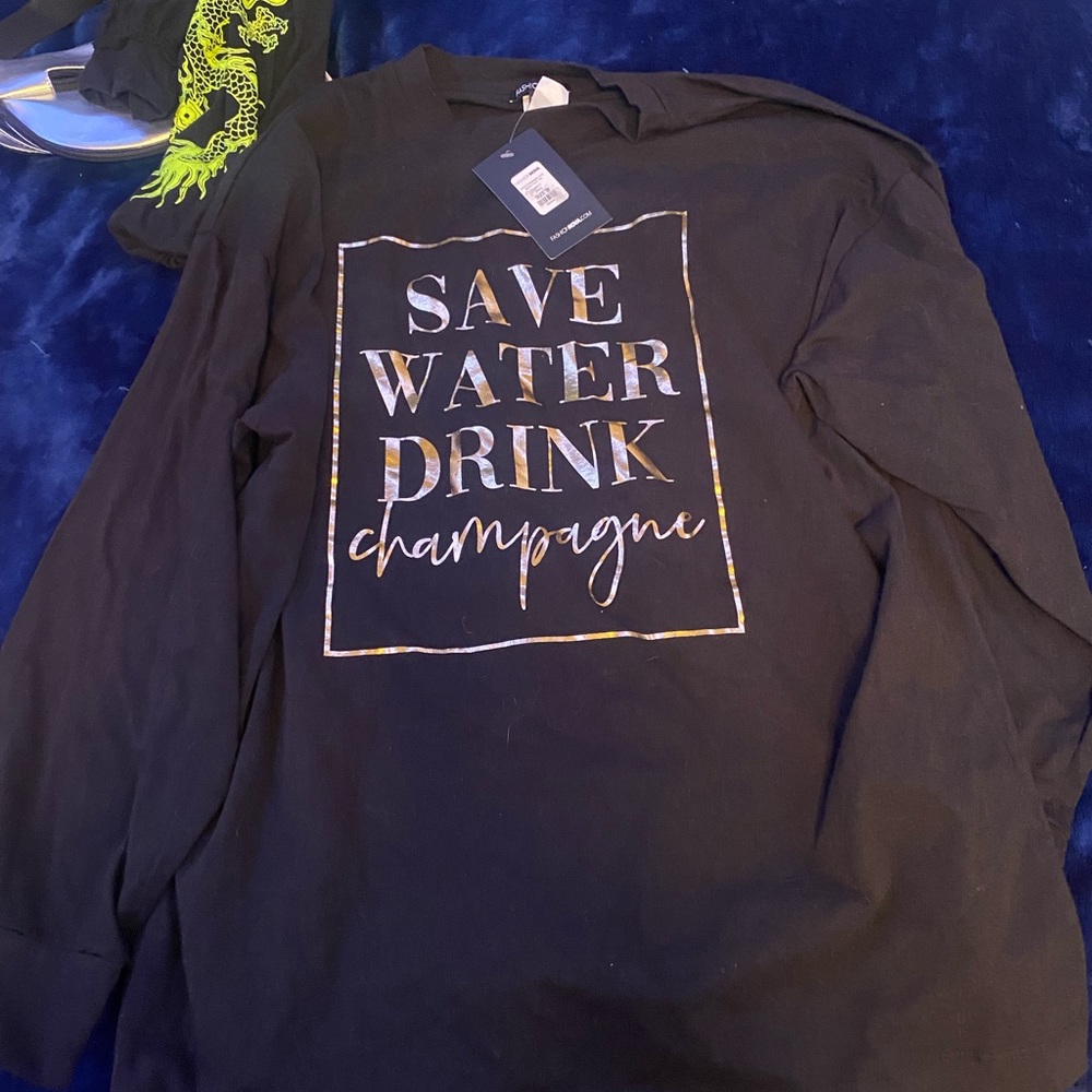 Shav water drink champagne